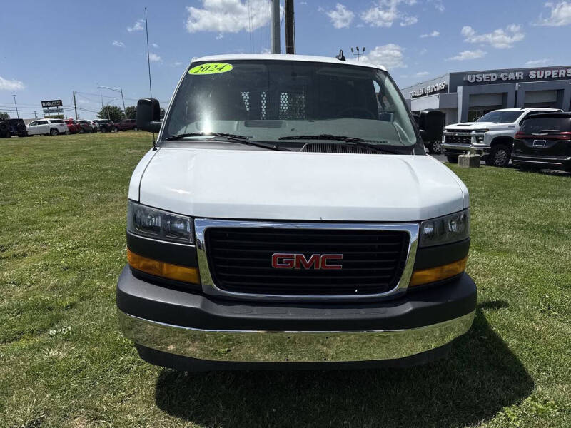 2024 GMC Savana 2500