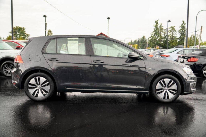 2016 Volkswagen e-Golf SEL Premium
