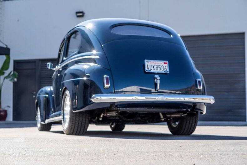 1941 Ford Deluxe