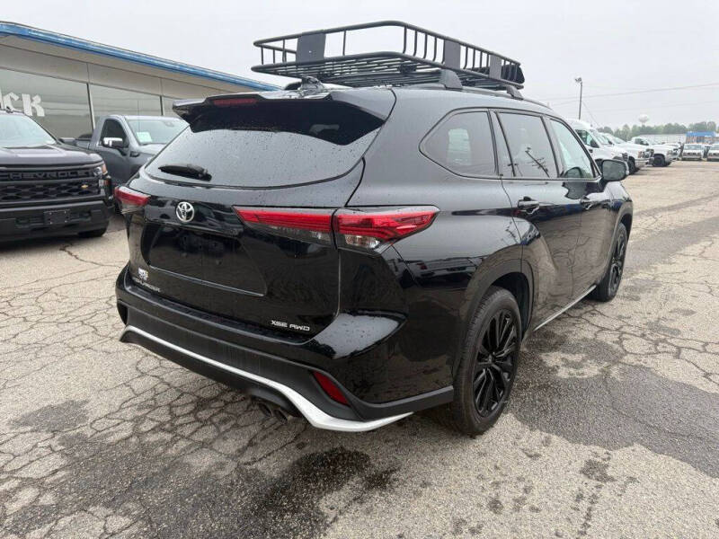 2023 Toyota Highlander XSE