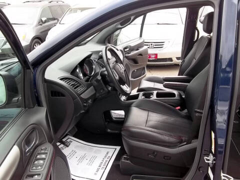 2013 Dodge Grand Caravan R/T