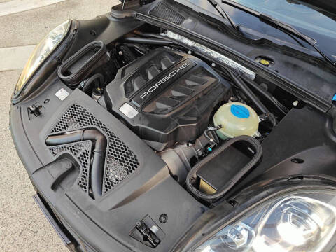 2016 Porsche Macan S