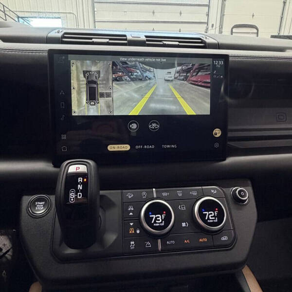 2024 Land Rover Defender 130 P400 X