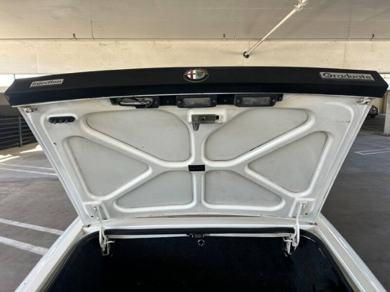 1985 Alfa Romeo Spider Veloce