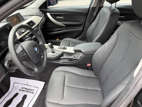 2017 BMW 3 Series 320i