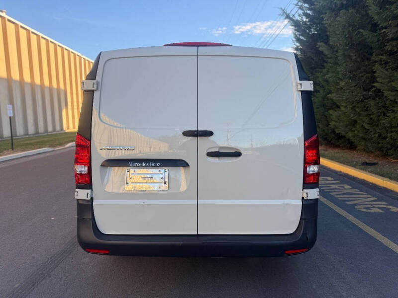 2016 Mercedes-Benz Metris