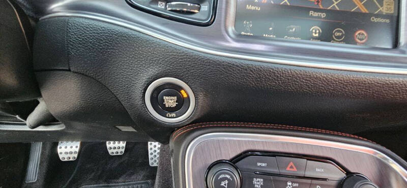 2016 Dodge Challenger R/T Scat Pack