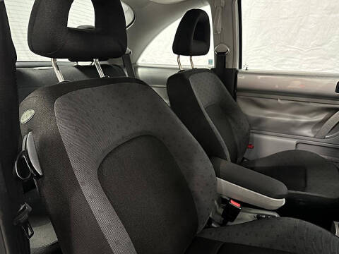 2001 Volkswagen New Beetle GLS