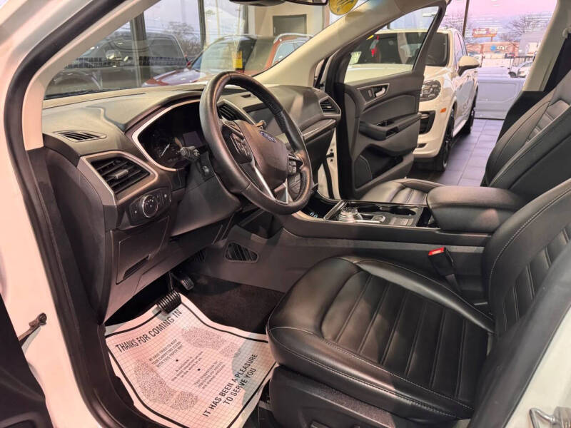 2020 Ford Edge