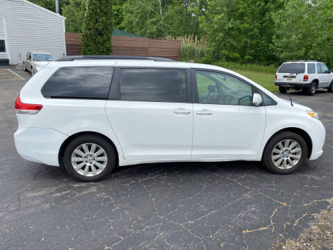 2012 Toyota Sienna XLE 7-Passenger
