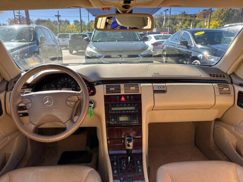 2001 Mercedes-Benz E-Class E 320