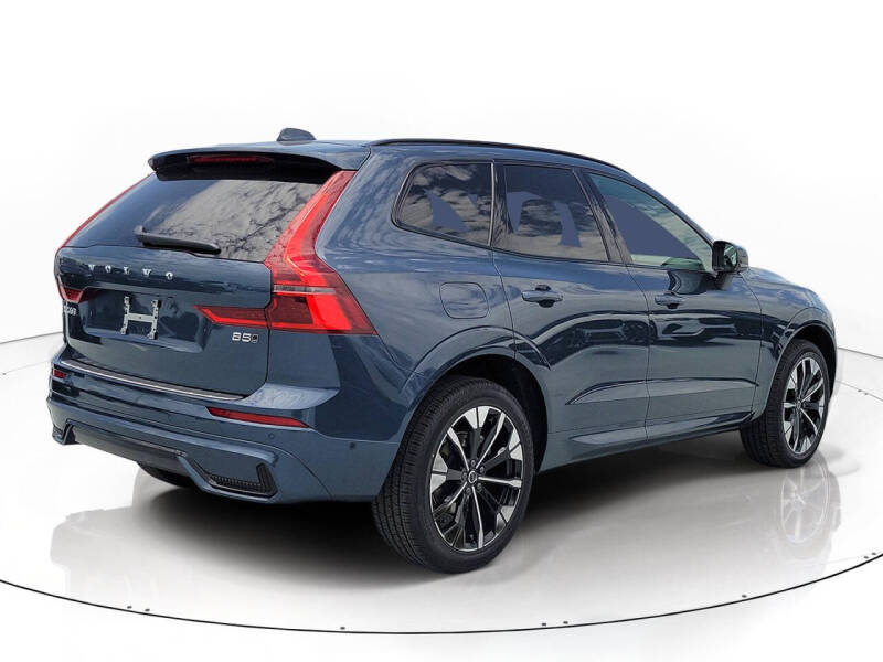 2026 Volvo XC60 B5 Plus