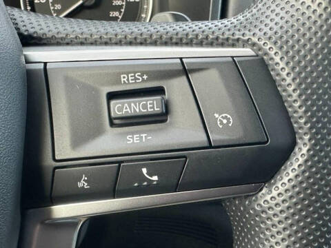 2025 Mitsubishi Outlander ES