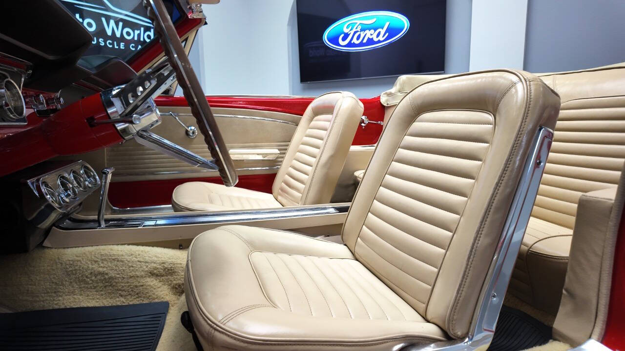 1965 Ford Mustang 53