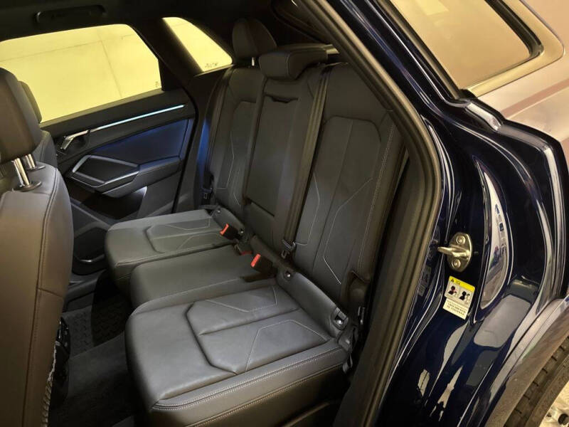 2022 Audi Q3 quattro S line Prem Plus 45 TFSI