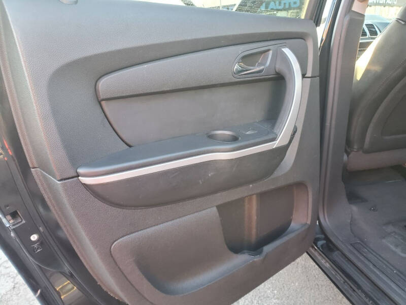 2011 GMC Acadia SLT-1