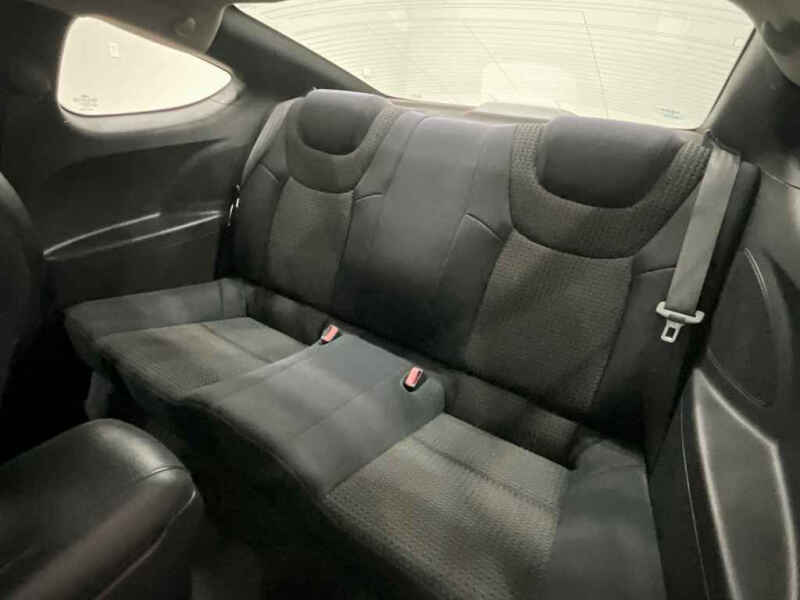 2011 Hyundai Genesis Coupe 2.0T