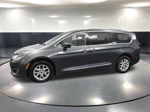 2020 Chrysler Pacifica Touring L