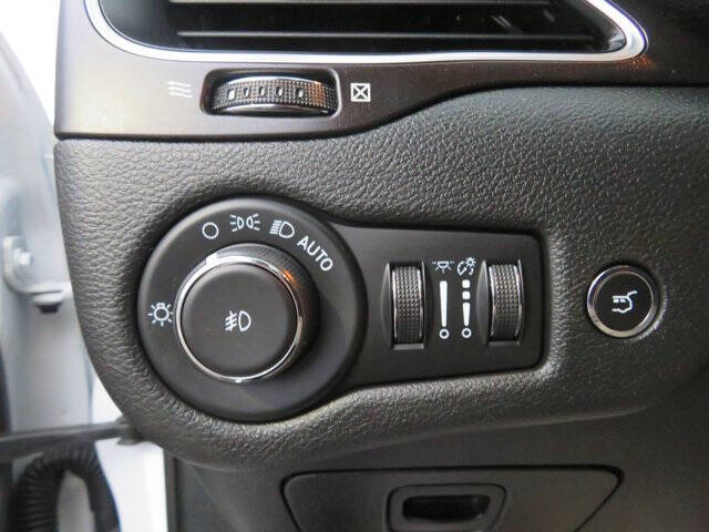 2020 Jeep Cherokee Trailhawk