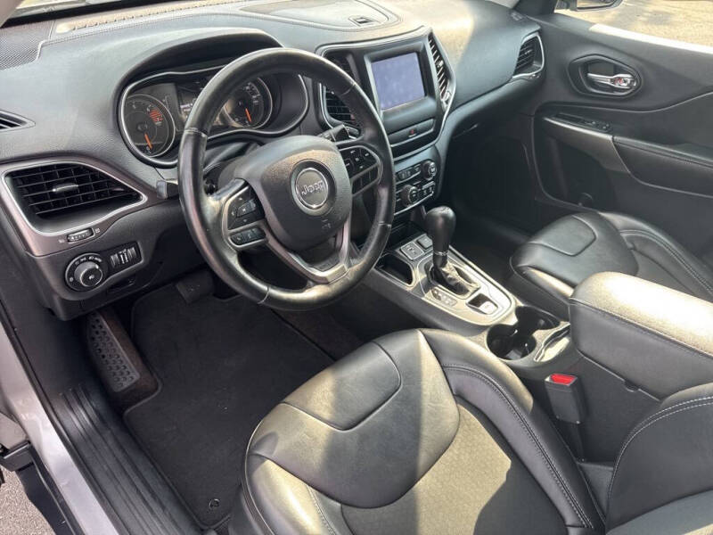 2019 Jeep Cherokee Latitude Plus