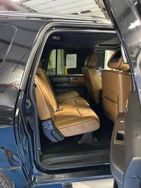 2011 Lincoln Navigator L