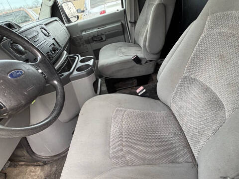 2013 Ford E-Series E-150