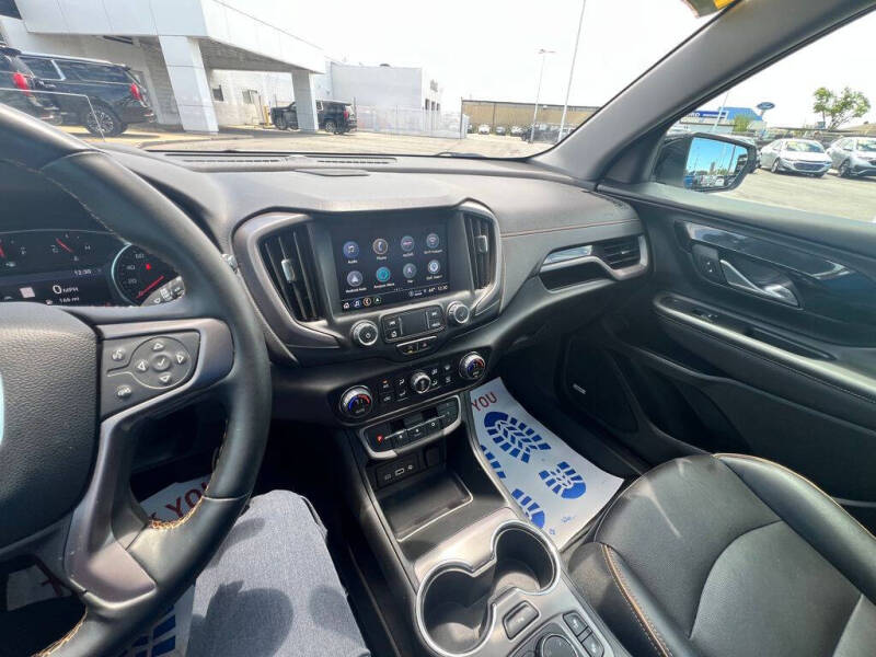 2023 GMC Terrain AT4
