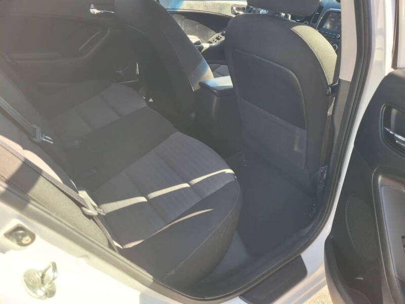 2017 Kia Forte S