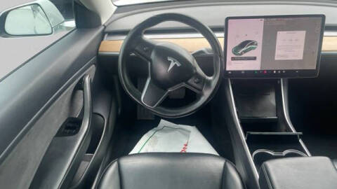 2019 Tesla Model 3 Performance
