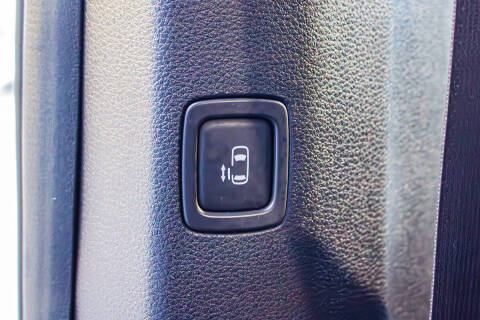 2023 Kia Carnival EX