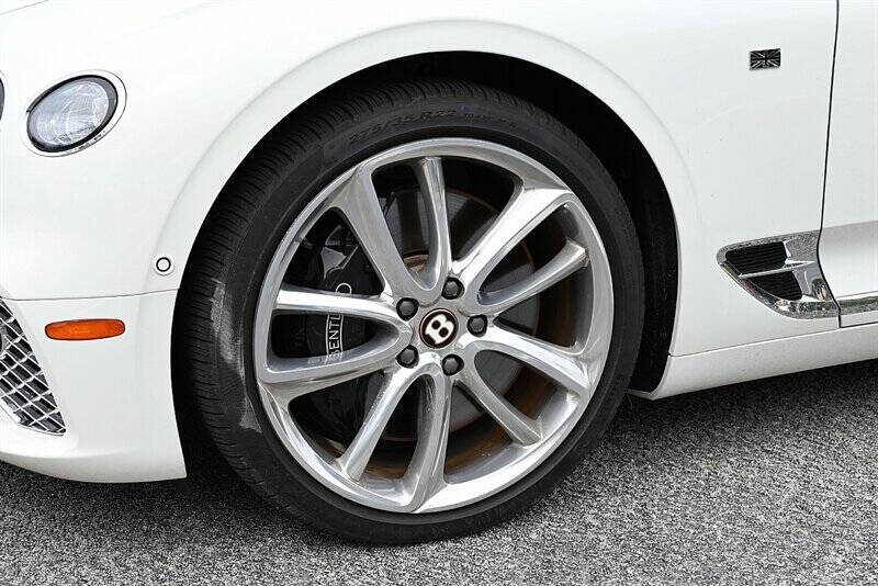 2020 Bentley Continental 17