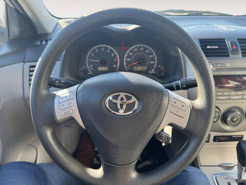 2011 Toyota Corolla LE