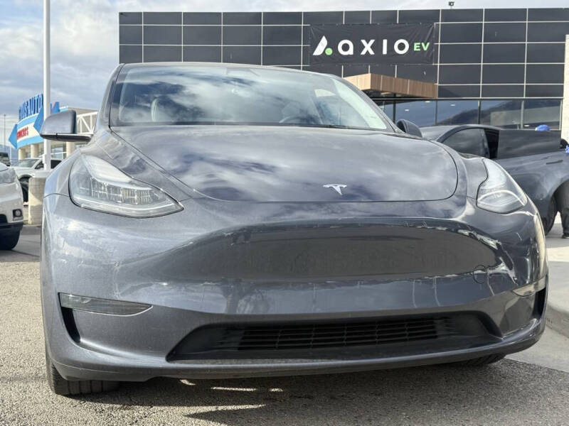 2023 Tesla Model Y Performance