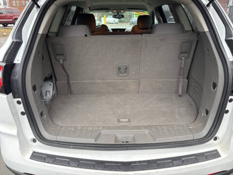 2017 Chevrolet Traverse LS