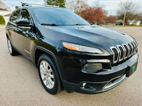 2015 Jeep Cherokee for sale at Island Auto in Grand Island NE