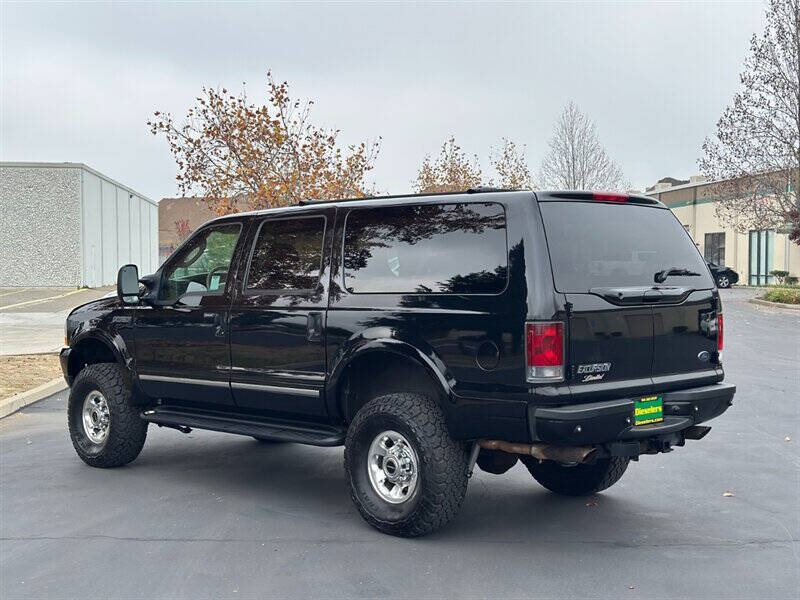 2003 Ford Excursion Limited