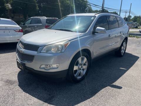 2009 Chevrolet Traverse for sale at X5 AUTO SALES in Kansas City MO