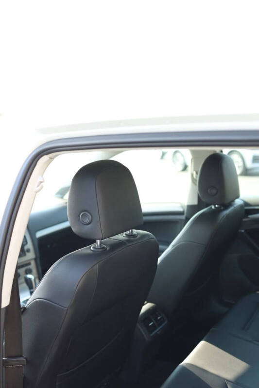 2016 Volkswagen Golf