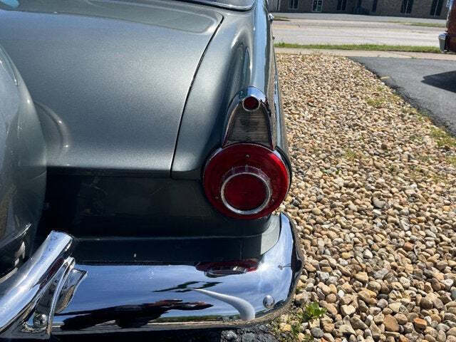 1956 Ford Thunderbird 20