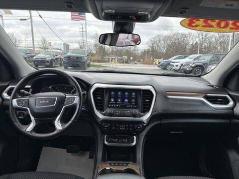2023 GMC Acadia SLE