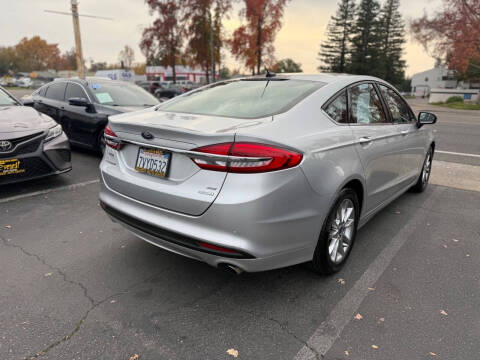 2017 Ford Fusion SE