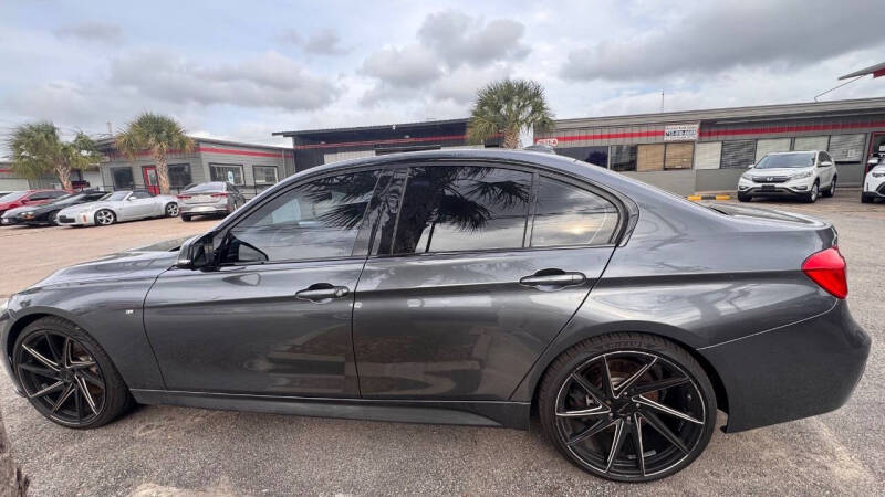 2018 BMW 3 Series 330i