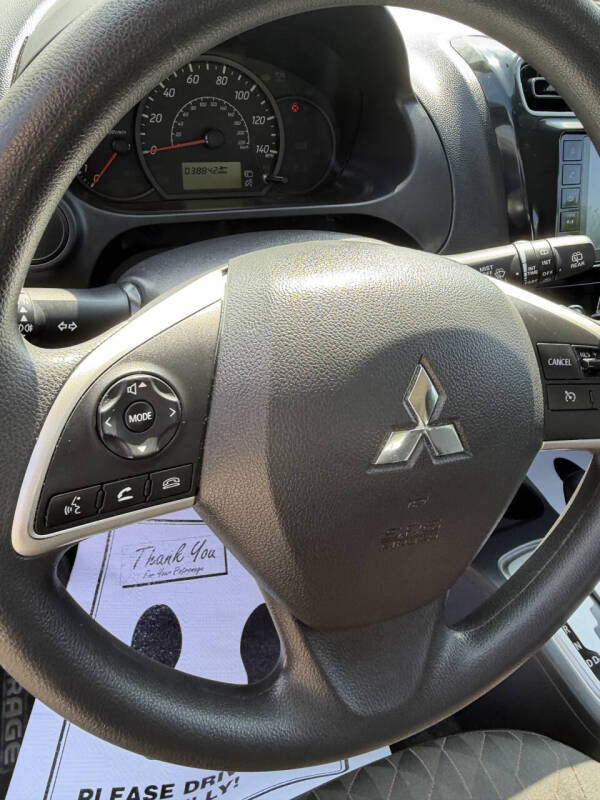 2024 Mitsubishi Mirage ES