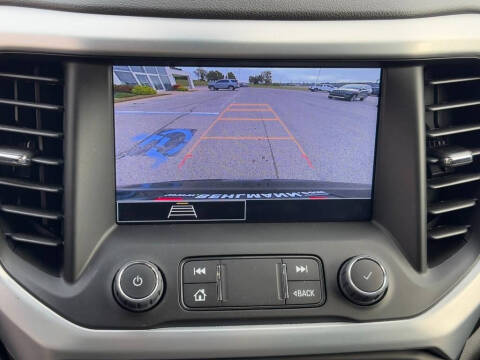 2023 GMC Acadia SLE