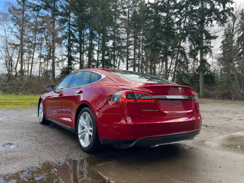 2015 Tesla Model S