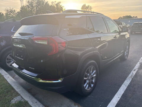 2023 GMC Terrain SLT