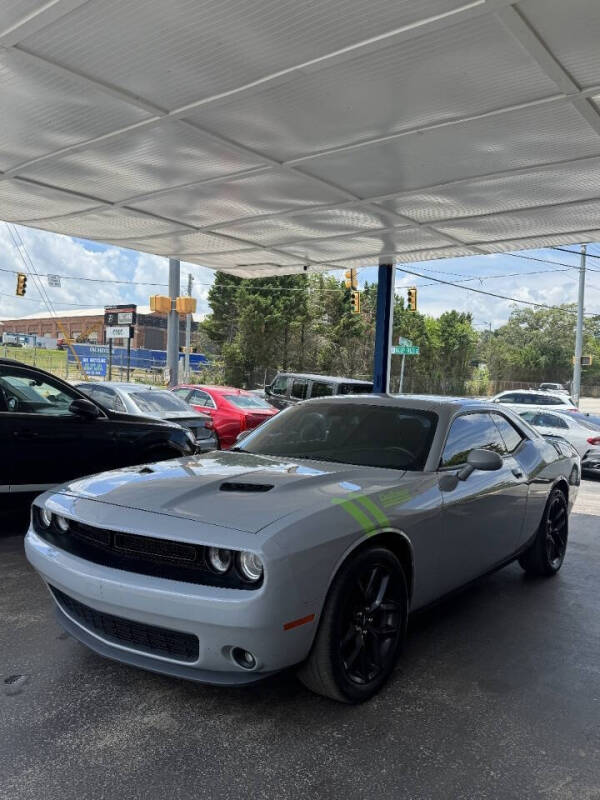 2021 Dodge Challenger SXT