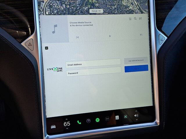 2016 Tesla Model S 70