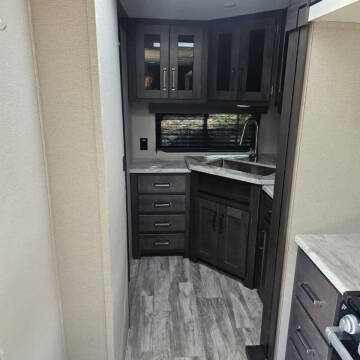 2022 Winnebago 240ML Transcend Xplore