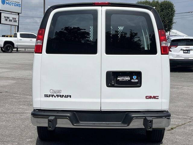 2025 GMC Savana 2500